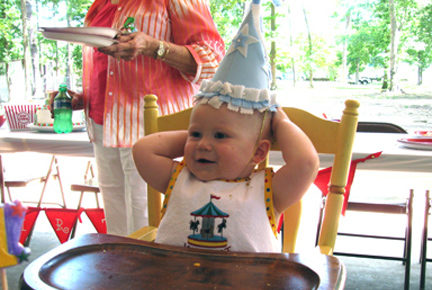 W-IN-HIGH-CHAIR W-IN-HIGH-CHAIR