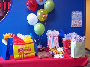 ab-gift-table
